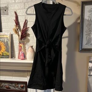 Elegant Black Sleeveless Dress
